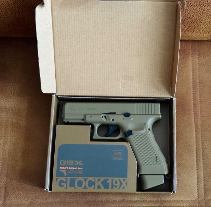 Imagen 1 de Umarex Glock 19x Coyote with F mark