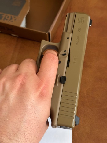 Imagen 3 de Umarex Glock 19x Coyote with F mark
