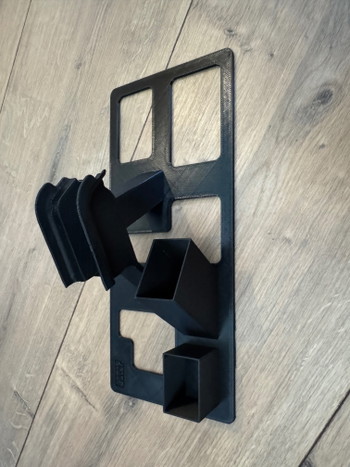 Image 2 for Pistol stand 3D printed 7x