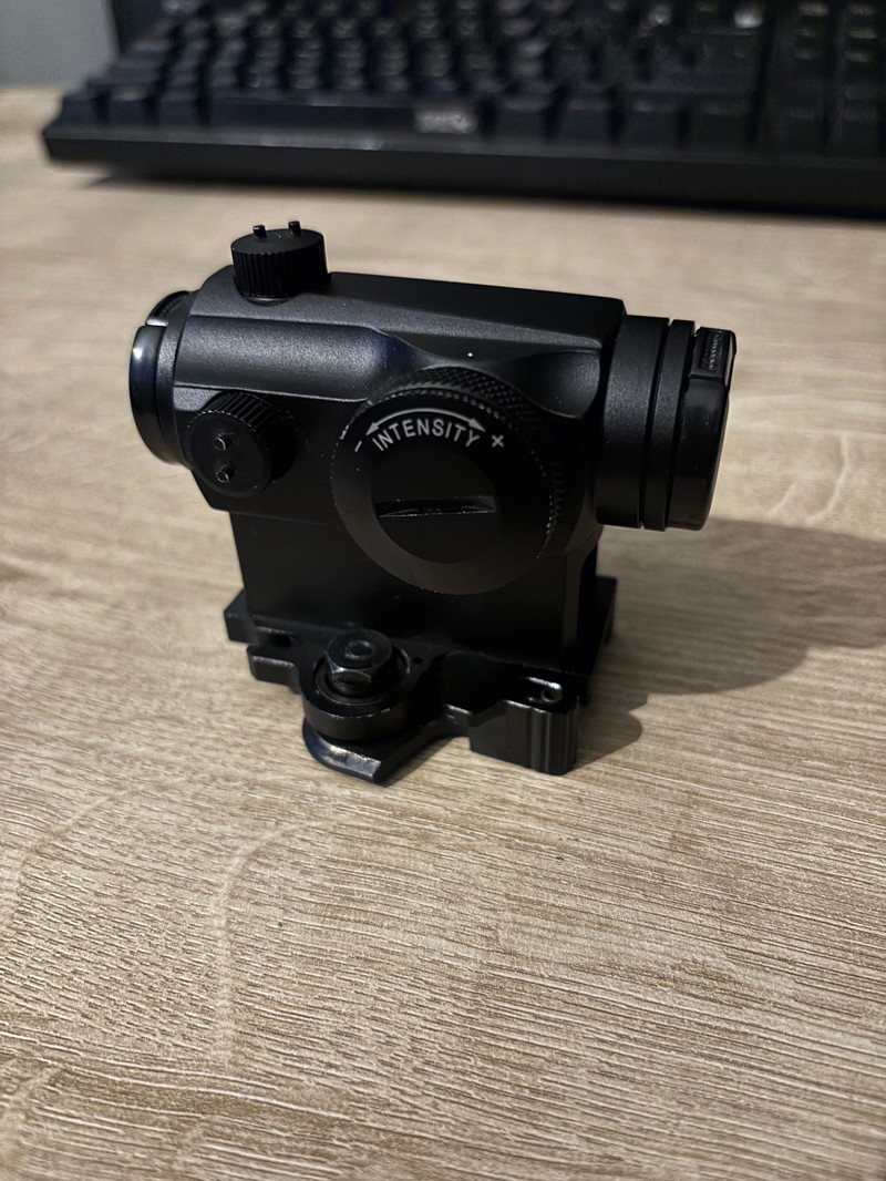 Image 1 pour Aim-O T1 red dot met QD mount