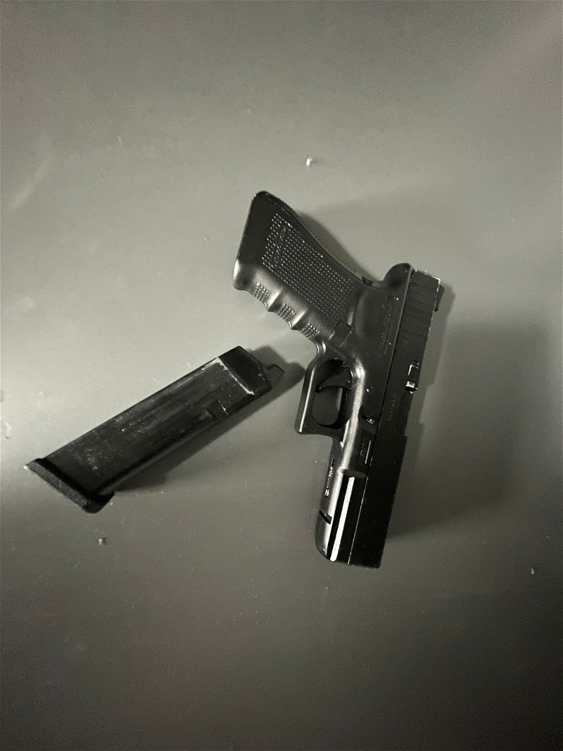 Image 1 for Glock G17 WE Gen 4 met 1 mag