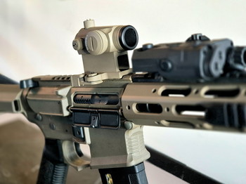 Afbeelding 4 van Ares Amoeba AM-013 | ETU Mosfet | carbine M4 | AEG