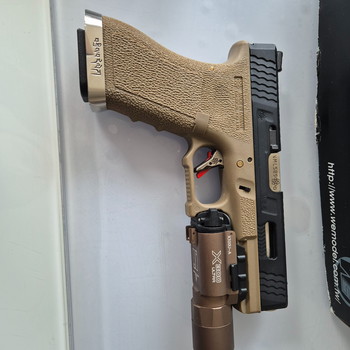 Image 3 pour Glock WE W417 Force + holster + lampe + chargeur