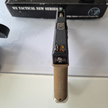 Image 4 pour Glock WE W417 Force + holster + lampe + chargeur