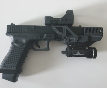 Image 2 for glock 34 deluxe editiom met red dot en silencer