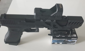 Image 6 for glock 34 deluxe editiom met red dot en silencer