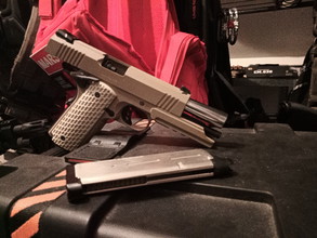 Afbeelding van Tokyo Marui ops tactical .45 nieuw