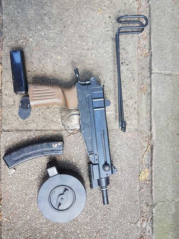 Imagen 4 de Vz.61 Skorpion Cyma (te repareren)