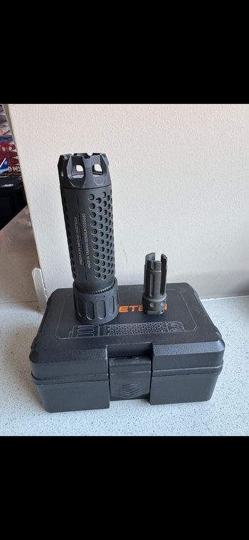 Image 2 for 3 tracer units and some BBs.