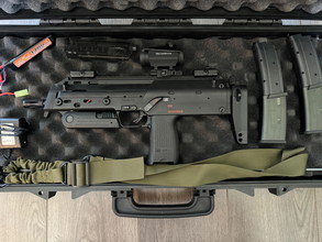 Image pour Tokyo Marui MP7 AEG Compleet + koffer