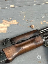 Imagen para WANTED: AK-74 / AKS-74 LAMINATED WOOD HANDGUARD SET