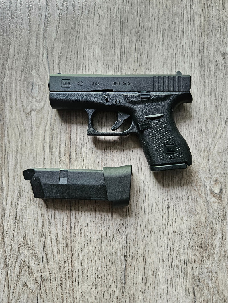 Image 1 pour Umarex Glock 42 GBB