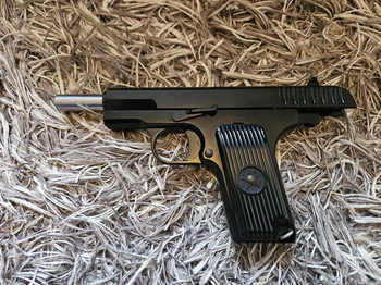 Afbeelding 2 van TT-33 | Pistool | GBB | Full Metal Zwart | WE | 2 magazijnen