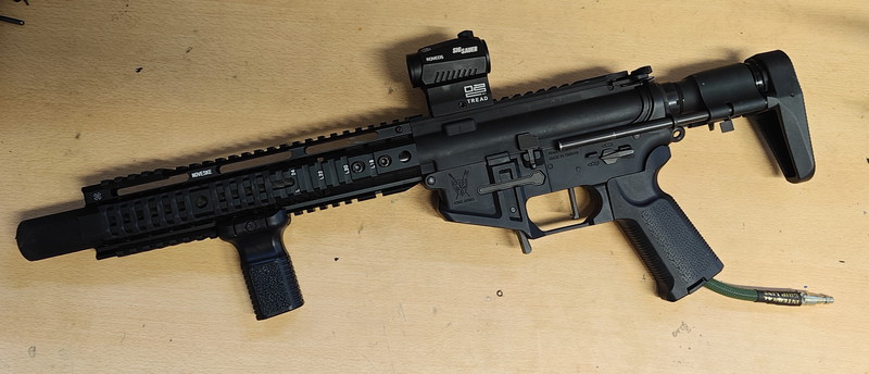 Afbeelding 1 van Mp5 Hybrid HPa replica - Polarstar Kythera Charging handle mod