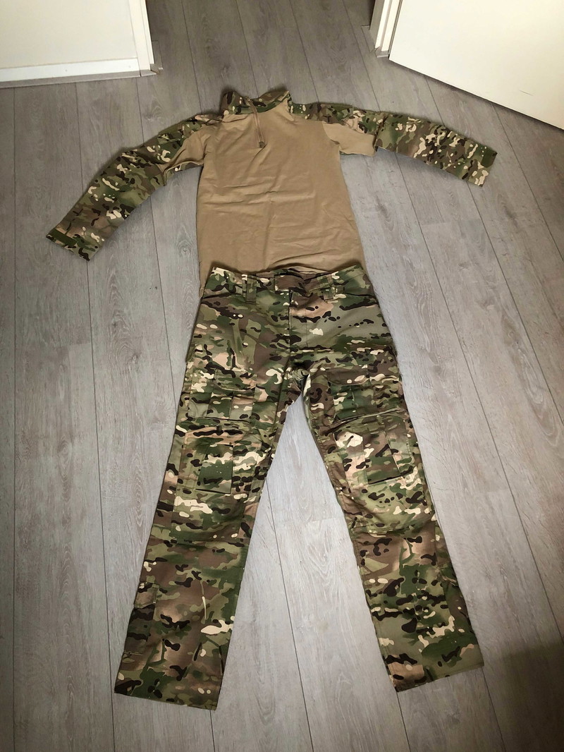 Imagen 1 de Tactical shirt en broek