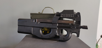 Image 2 pour Classic Army P90 AEG