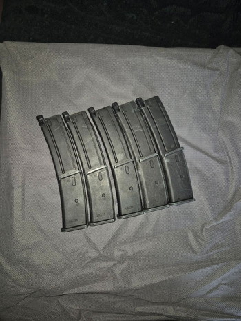 Image 3 for Tokyo Marui Mp7 With 5 mags