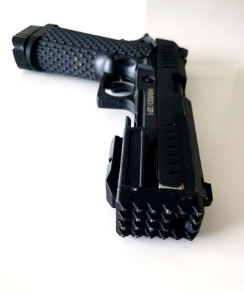 Bild 3 für SSP1 in koffer met 1 mag plus angry silencer