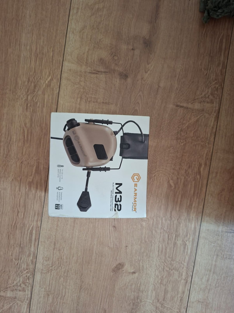 Bild 1 für earmor m32