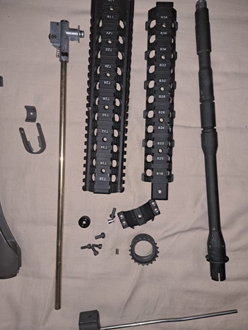 Image 3 pour M203 militairy style, handgaurd, inner en outer barrel, enz....