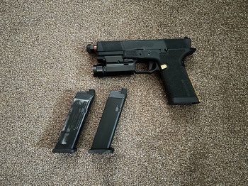 Image 2 for EMG Saliant Arms met 2 mags