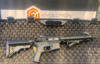 Afbeelding van Multiple Airsoft Items - Evolution Assault Rifle, Vorsk Vp-26x, Helmet, Gun case, Clothing, Batteries, Tracer and lots more