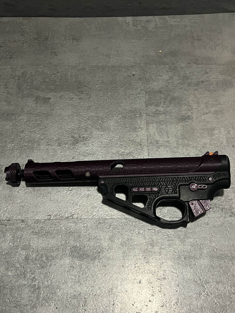 Afbeelding 1 van Full Body + GB BRAV01