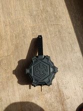Image pour P6 AW custom 350rds HPA Magazine voor Glock 17 GBB en AAP-01 - black