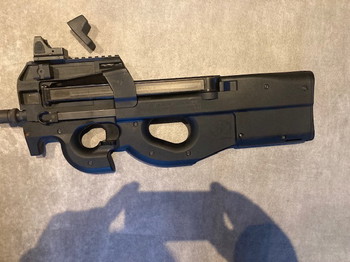 Imagen 2 de Cybergun GBB P90 inclusief reddot