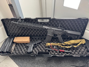 Image for Nieuwe vfc m4 avalon saber carbine met gate titan2 en umarex glock 19 gas nieuw