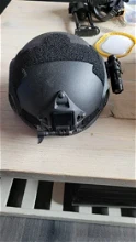 Afbeelding van EMS helmet met lamp en afstelbare binnenkant