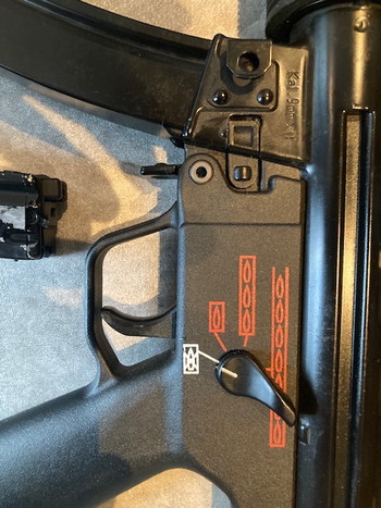 Image 3 for MP5 model met extra magazijnen