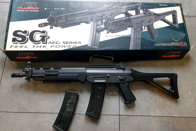 Image 1 pour ISC  sig  551 Swat Folding Stock ( collector item )