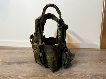 Afbeelding 3 van OPS Plate Carrier in Kryptek Mandrake met pouches en Dummy Plates