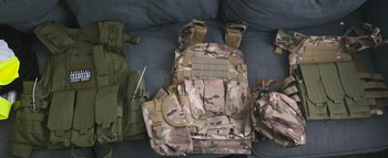 Image 5 pour Lot of 2 AEGs, 1 sniper, 1 pistol and 3 rigs (read description)