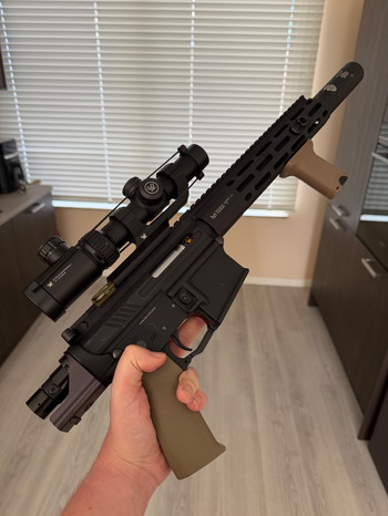 Bild 2 für MTW Reaper + Wraith Aero + Vortex 1-4x + mags + tank + koffer