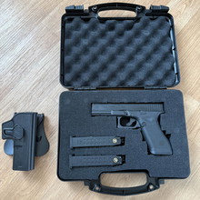 Imagen para Umarex Glock 17 gen 5 + holster en case
