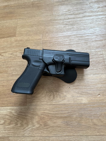 Image 3 for Umarex Glock 17 gen 5 + holster en case