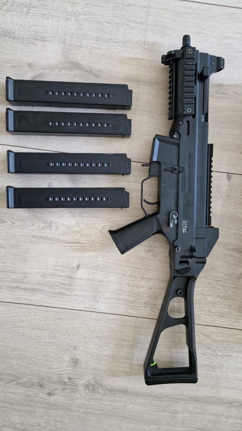 Bild 2 für HK UMP45 AEG (Umarex) | 4 Magazijnen | Originele HK Doos | Nette staat