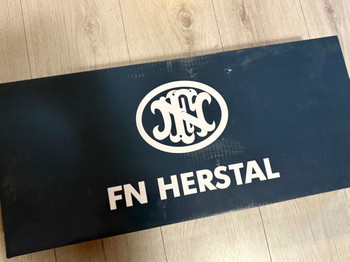Image 2 for FN Scar sealed + licentie