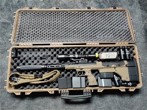 Image pour Upgraded Silverback SRS A2 Covert 16" + 4 mags & meer