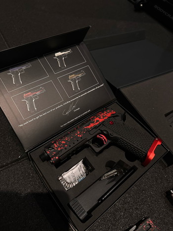Image 2 for Red splattered SSP5 4.3 / Red splattered Alu Monk Adapter
