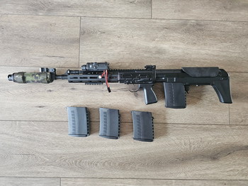 Afbeelding 2 van Begadi SVU + F-Mark // 4mags + battery PEQ