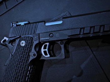 Image 4 for KJW Colt HiCapa inkl. 4x CO2 Magazinen