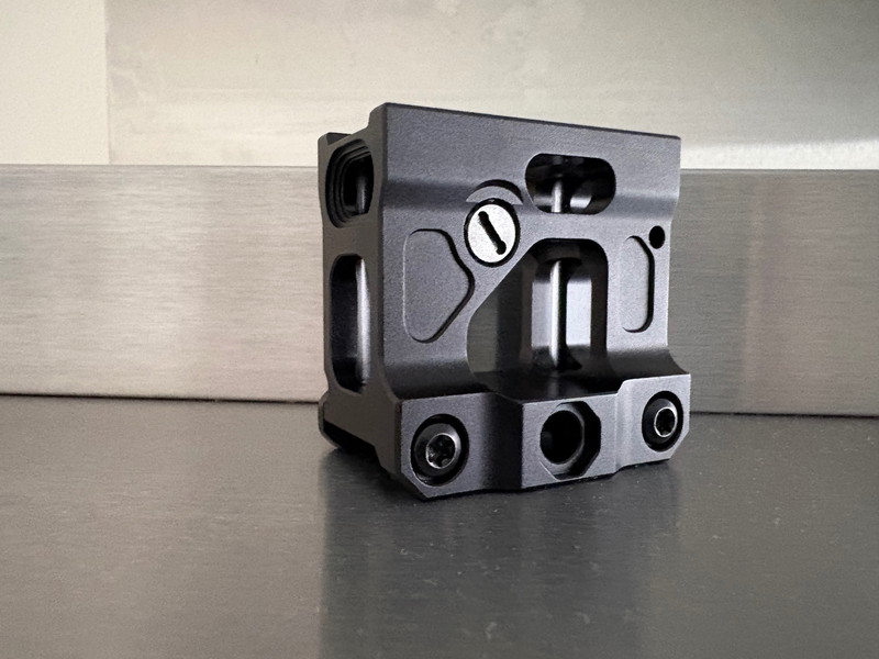 Bild 1 für Unity Tactical FAST Mount Replica WADSN