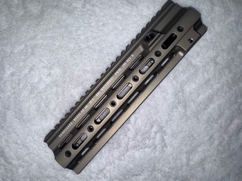 Bild 2 für Te koop: Replica Geissele MK16 Handguard (10,5 inch) - Tan (Mooie Bronze Kleur)