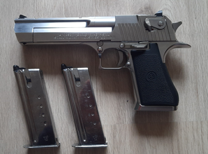 Imagen para Desert Eagle .50AE Hard Kick Chrome GBB TOKYO MARUI