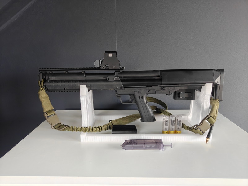 Bild 1 für EMG KelTec KSG Bullpup Shotgun GBB Replica | Met Airtac hpa slang en m4 mag adapter