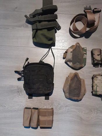 Image 2 for Pouches, handschoenen, belt, onderdelen en mondmaskers