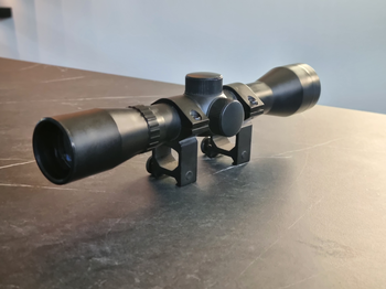 Image 2 for 4X32 Sniper/DMR Scope + ring mounts + beschermingskappen